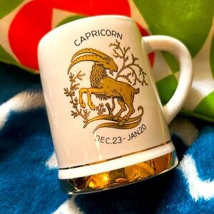 ✨ [VINTAGE] Capricorn mini mug